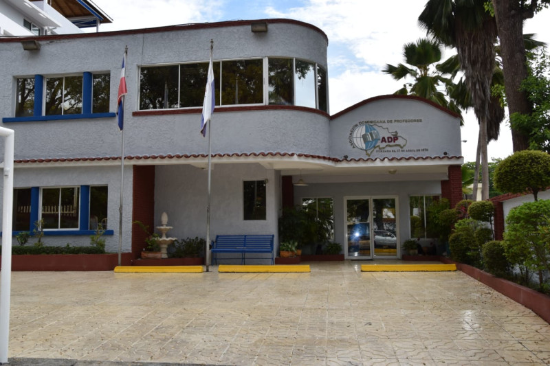 Edificio de la Asociación Dominicana de Profesores.
