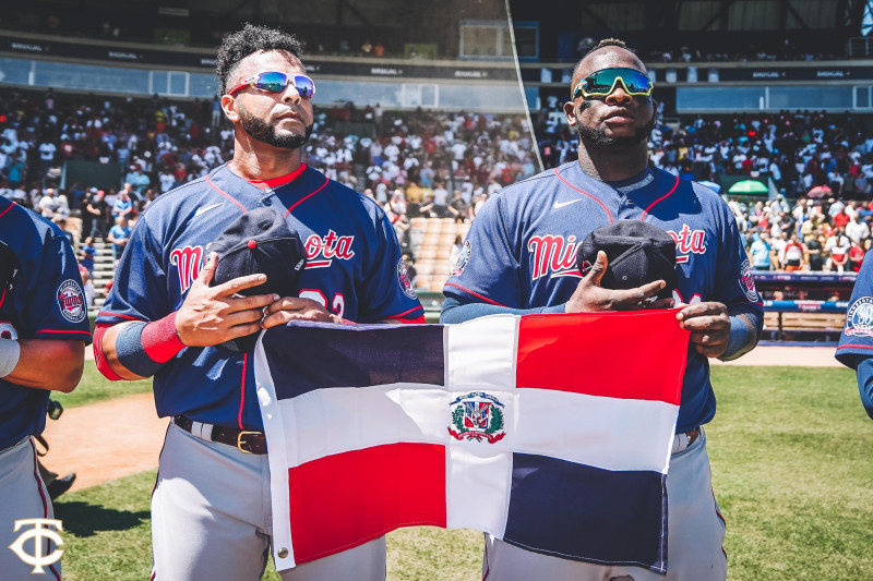 Nelson Cruz y Miguel Sanó en el partido del 2020.