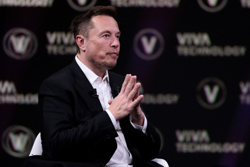 El CEO de SpaceX, Twitter y el fabricante de automóviles eléctricos Tesla, Elon Musk, asiste a un evento durante la feria de innovación y nuevas empresas de tecnología Vivatech en el centro de exposiciones Porte de Versailles en París, el 16 de junio de 2023.
