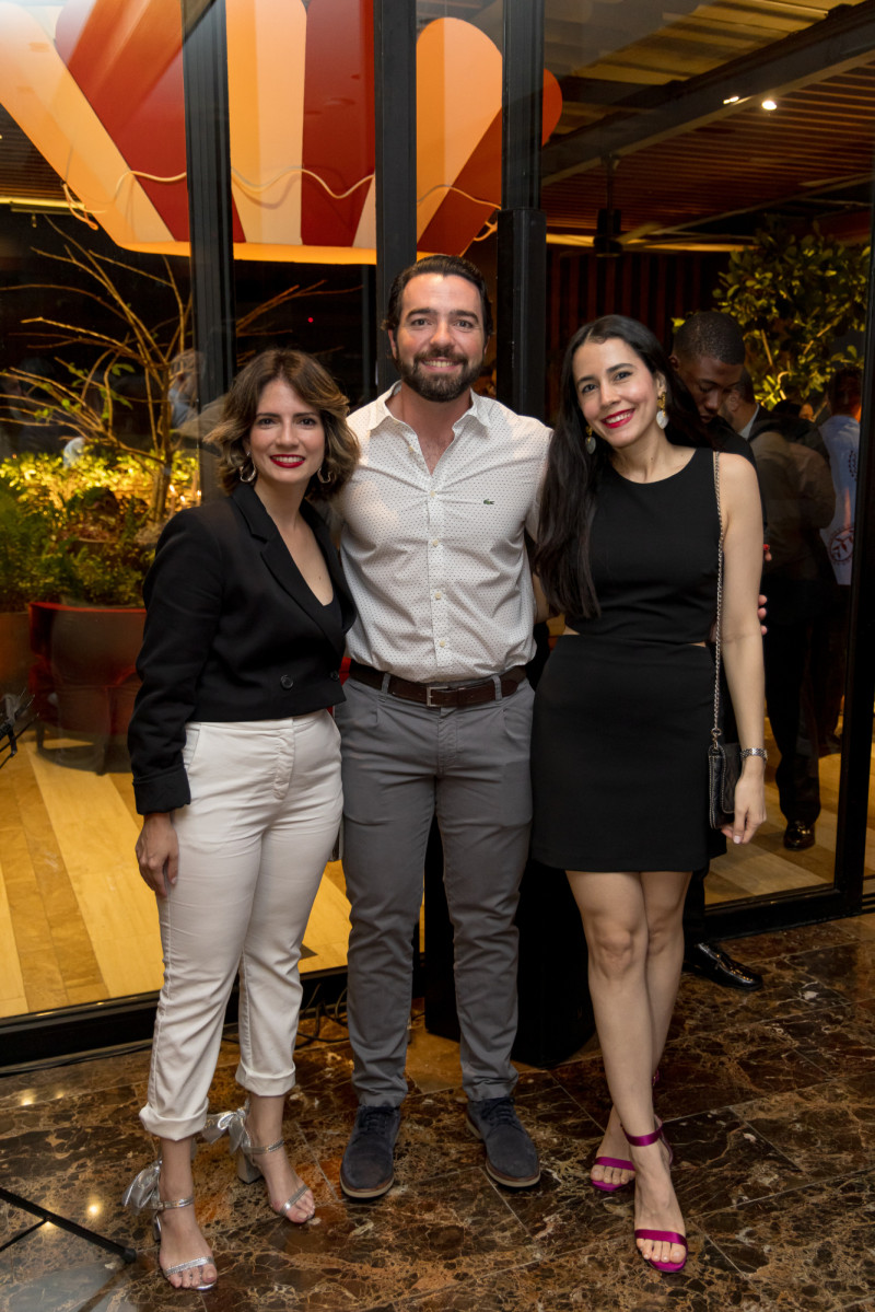 Nicole Rizik, Claudio Suárez y Marcelle Pezzotti