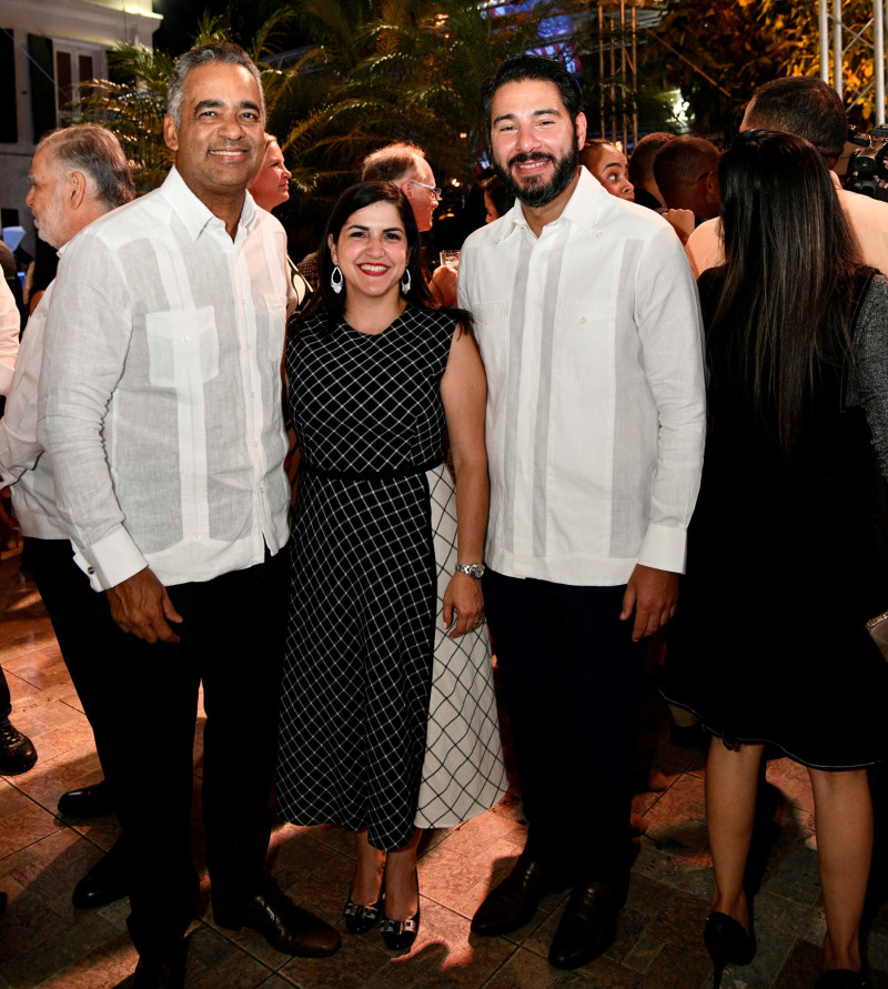 Joel Santos, Biviana Riveiro y Francisco Torres