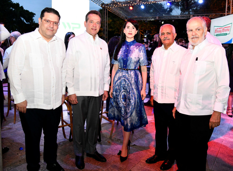 Eduardo Sanz Lovatón, Víctor Bisonó, Armi Ferreira, Osmar Benítez y FranK Ceara Hatton.