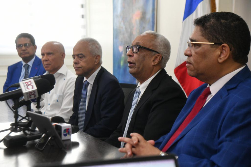 Daniel Toribio encabezó la rueda de prensa de la FP