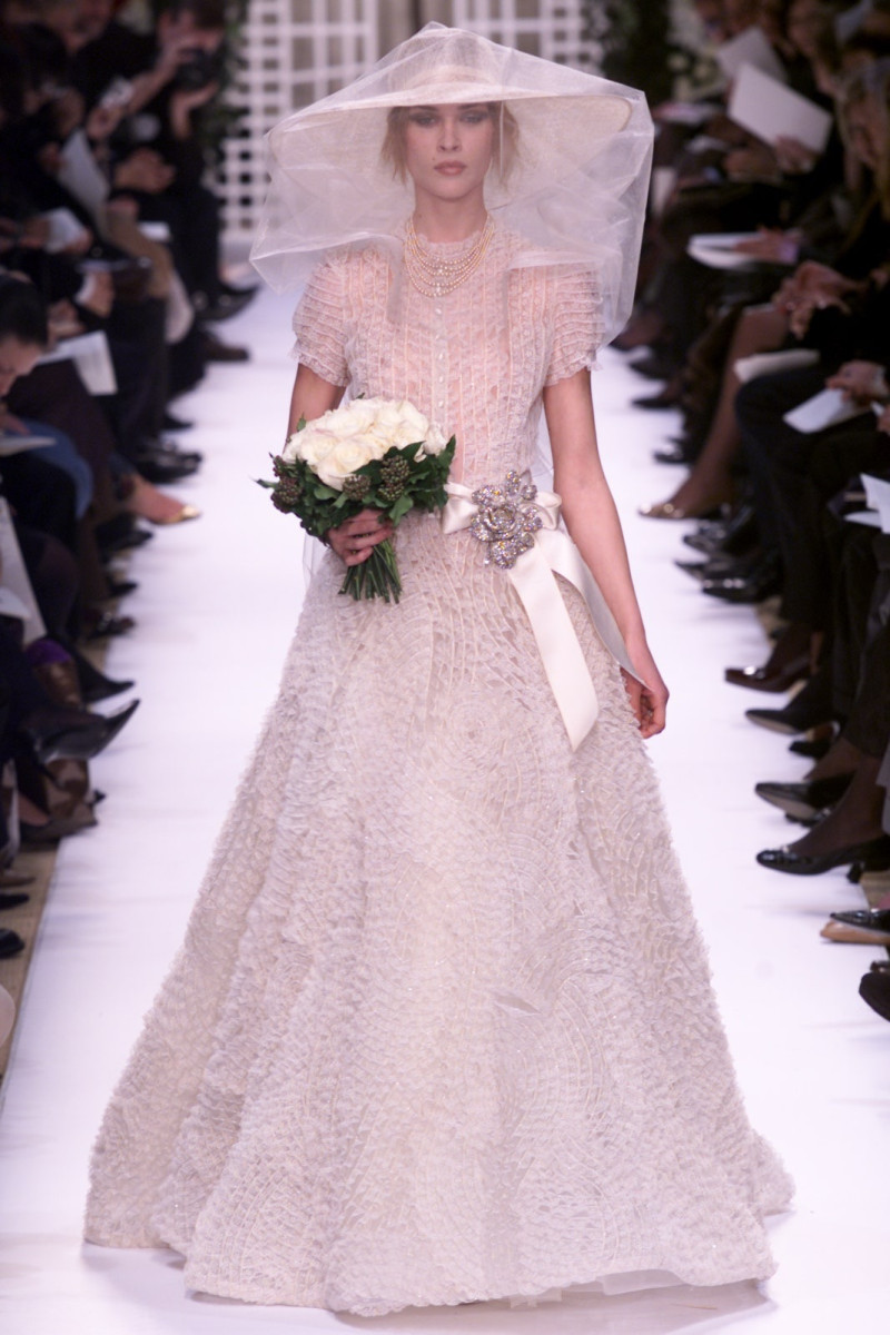 Oscar de la Renta primavera 2002 Couture (Balmain)