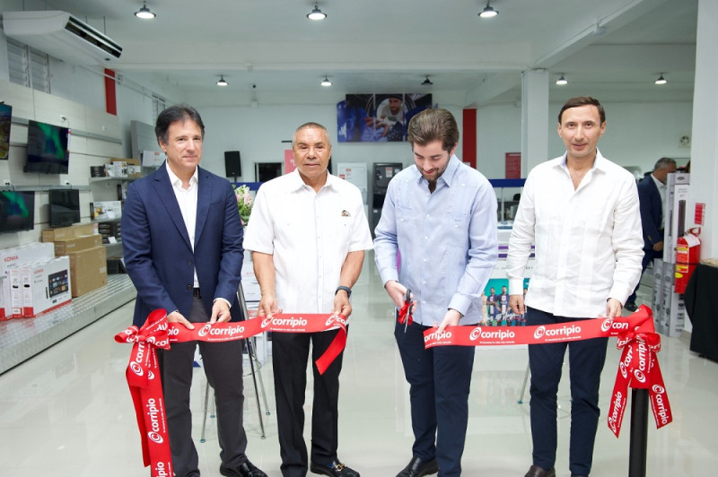 Lorenzo García, Isidro Sosa Ramón, José Luis Corripio Martínez y John Monroy.