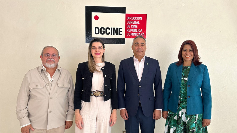 Alfonso Quiñones, Marianna Vargas Gurilieva, Severo Rivera y Yenny Polanco durante la visita de Adopae a DGCINE.