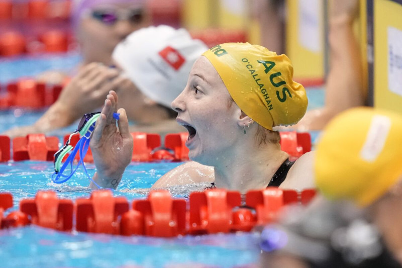 Mollie O’Callaghan reacciona tras ganar los 200 metros libre en el Mundial de natación, el miércoles, en Fukuoka, Japón.