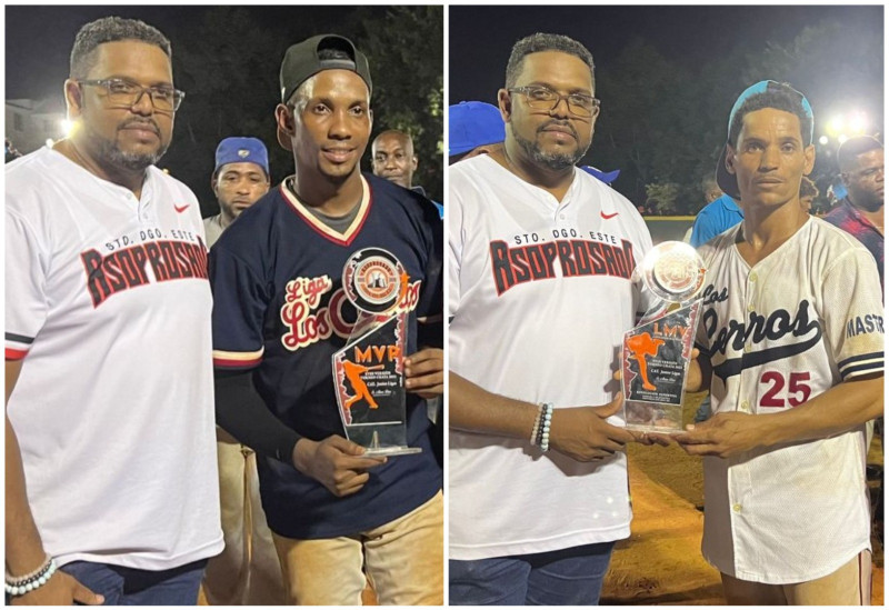 Alison Díaz entrega la copa de campeón en categoría superior l equipo los Cerros-C, del torneo de softbol de ligas en la provincia Santo Domingo en la versión del 2023.