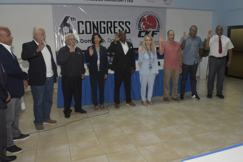José Luis Ramírez es juramentado como presidente de la Federación Caribeña de Karate junto al nuevo comité ejecutivo de la entidad.