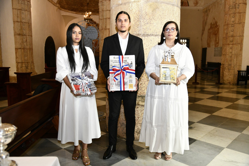 Lisbeth Calderón, Sauro Scalella y Omayra Ramírez.