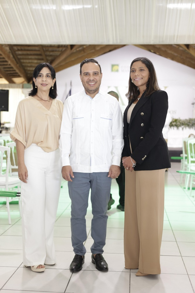 Anny Lora, Nicanor Rodríguez y Danery Méndez.