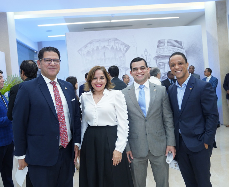 Huáscar Jiménez, Brenda Villanueva, Harold Vásquez y Jonathan Abreu.