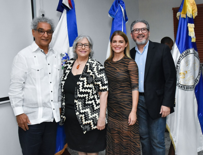 Hugo Suriel, Miriam Morillo, Aneley Cáceres y Esteban José Zambrano Rodríguez.