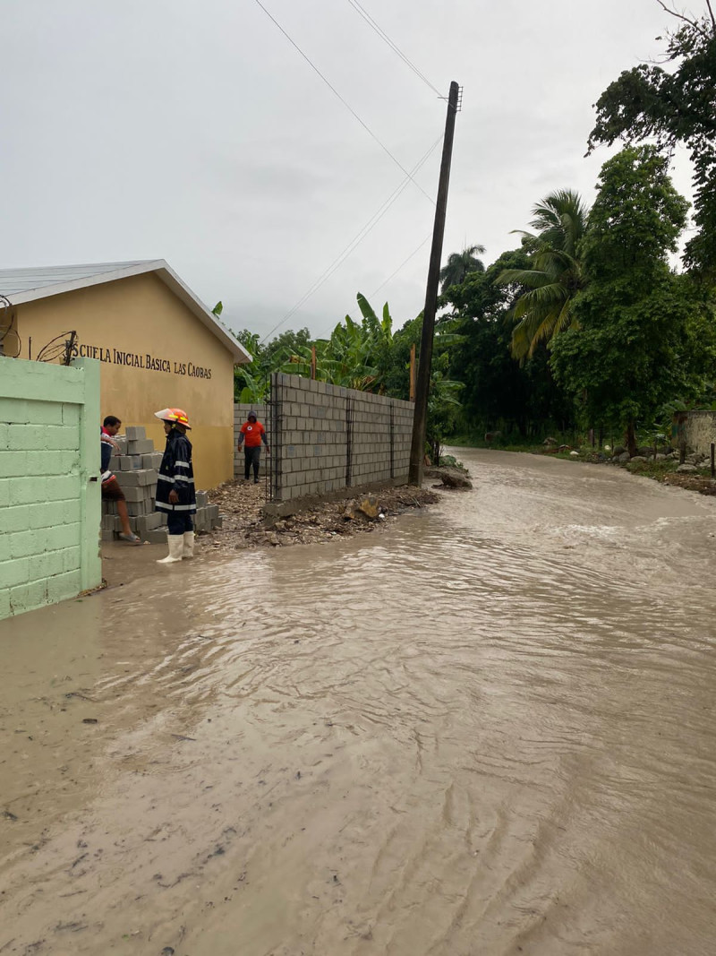 Calle inundada en Barahona