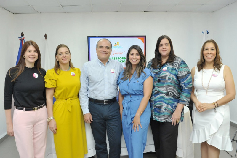 Johanna Trigo, Aury Fernández, José Joaquín Sosa, Orquídea Cruz, Gilda Pereyra y Grisbel Medina