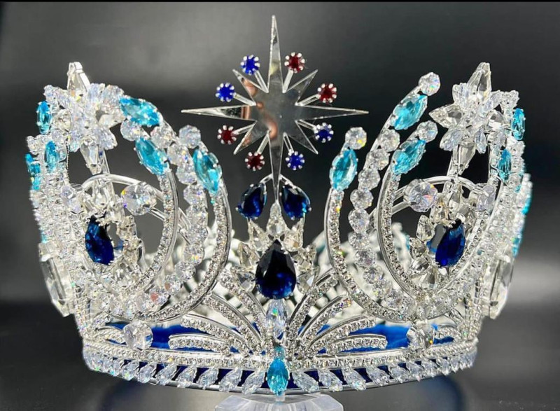 Corona Miss RD Universo 2023