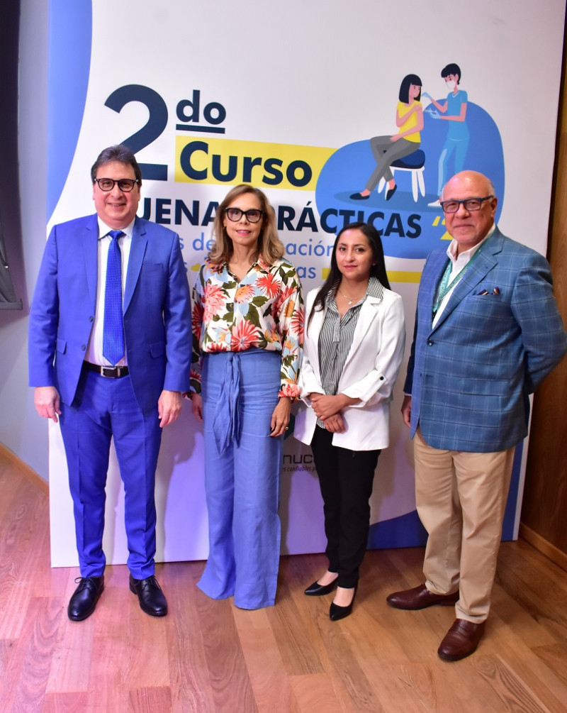 José O. Brea, Rosa Acevedo, Jenny Astudillo y José Luis Rodríguez