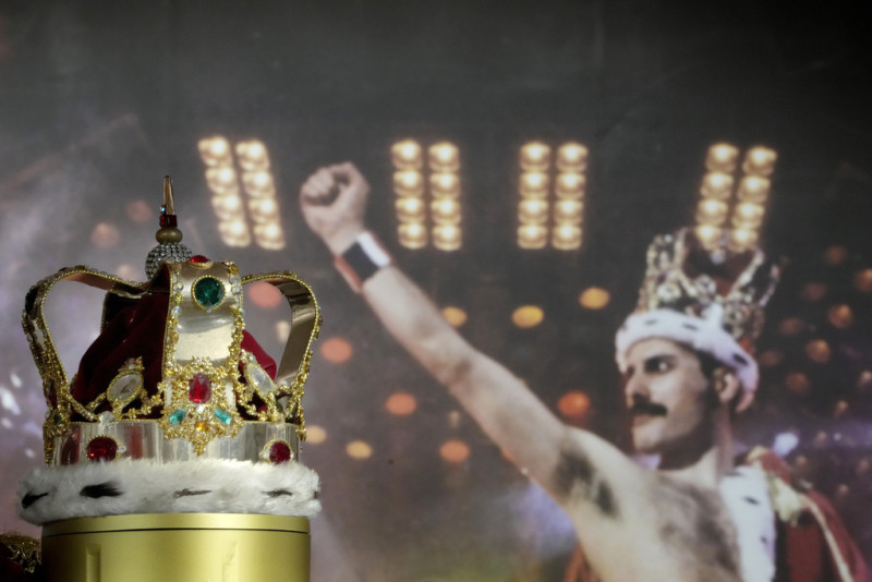 La corona distintiva de Freddie Mercury usada durante la gira Magic