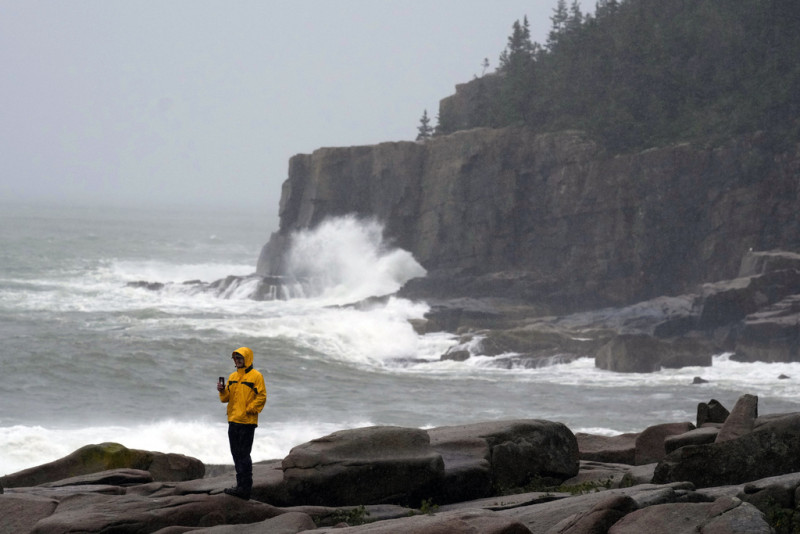 Tormenta Lee azota Maine