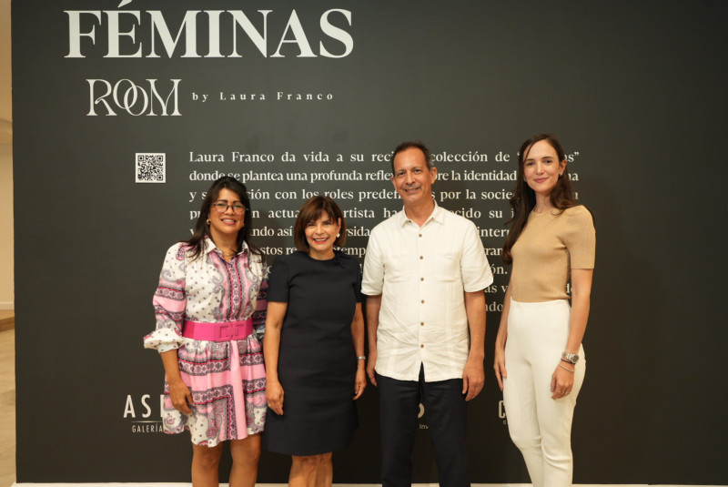 Paula Gómez, Susy Guzmán, Santiago Camarena y Laura Franco.