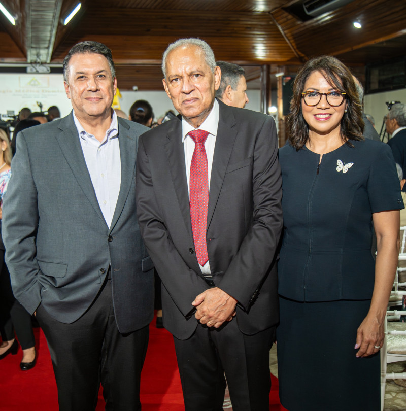 Felipe Peña Gómez, Rafael Sánchez Español y Josefina Navarro.