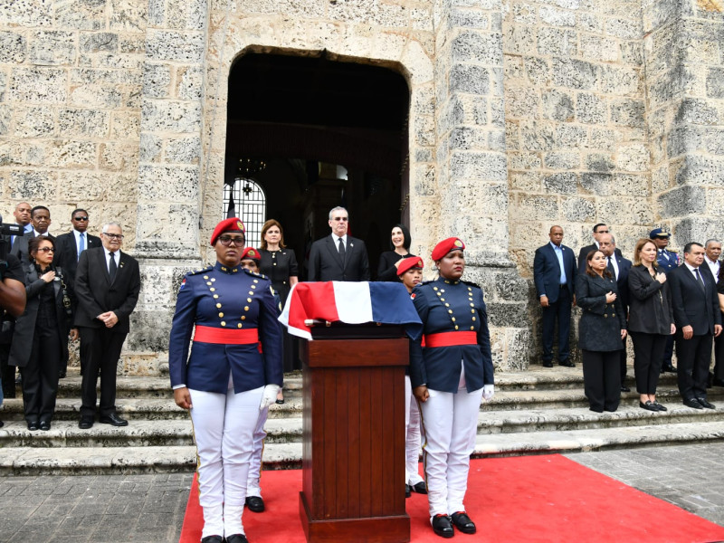 El presidente Luis Abinader encabeza exaltación Abigail Mejía al Panteón de la Patria