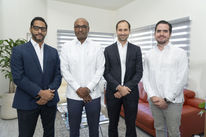 Fernando Peláez, Danilo Rosario, Fabien Gourdon y Luis José López