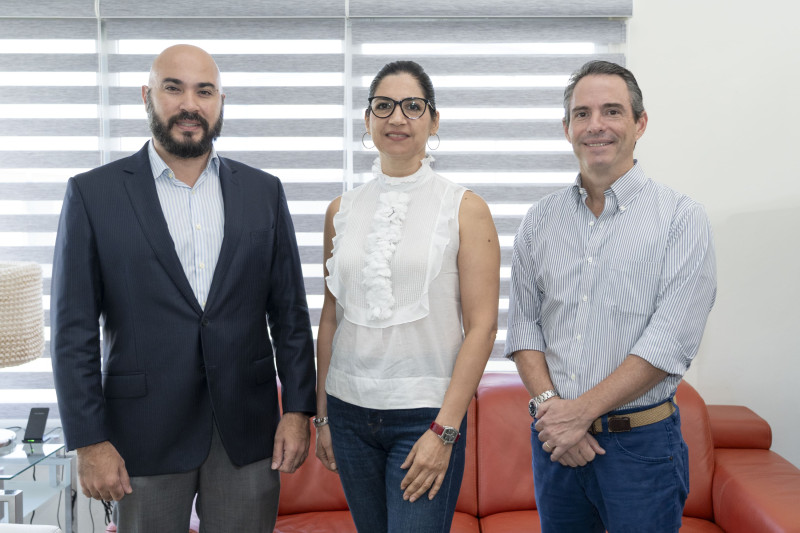 Carlos Jiménez, Andrea Dumas y Diego Prida