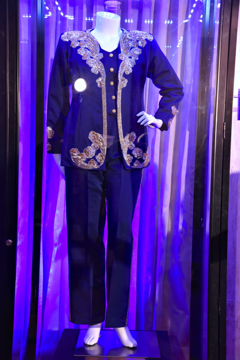 Vestido usado por Celia Cruz al recibir el Premio Casandra en el 1996