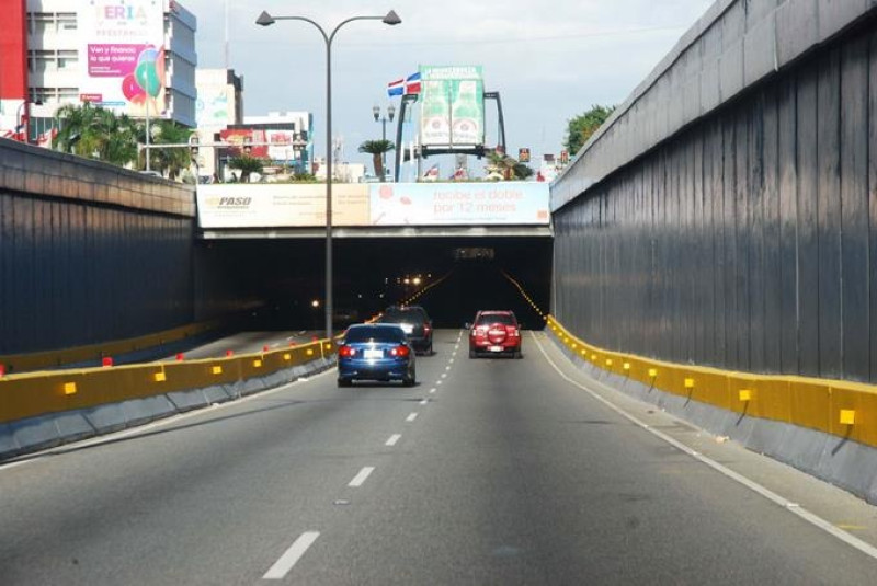 Obras Públicas trabaja en el remozamiento de puentes y túneles del Gran Santo Domingo.