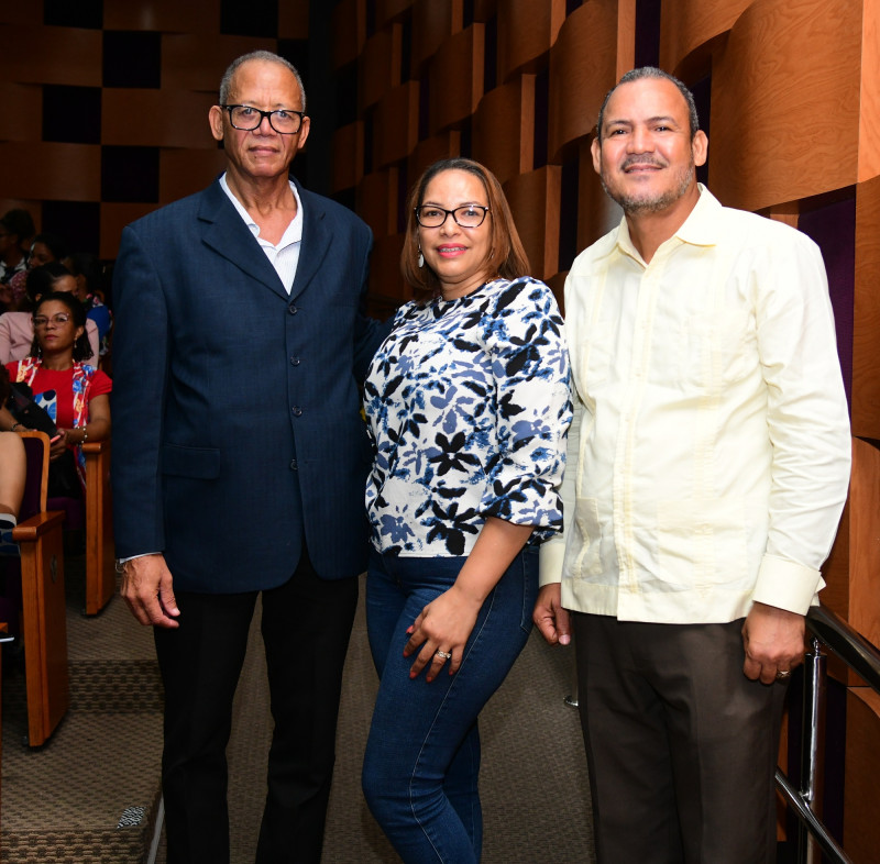 Pio Parra, Anny Lizardo y Evil Cuevas.