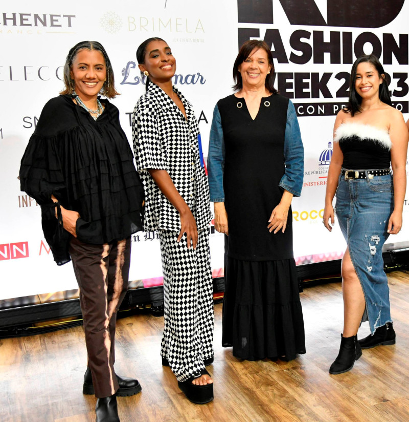 Jacqueline Severino, Denisse Morel, Luz Divina Escoto y Yenelis Ramírez.