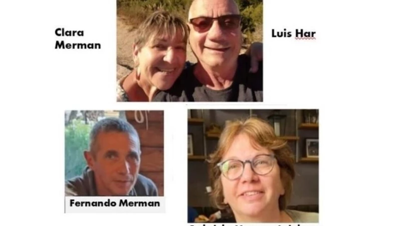 Fotos de los argentinos desaparecidos tras la ofensiva de Hamas en el kibutz de Nir Itzhak en octubre de 2023.