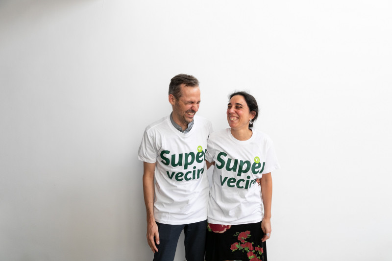 Enrique y Vero, elegidos como 'supervecinos solidarios' de su barrio.