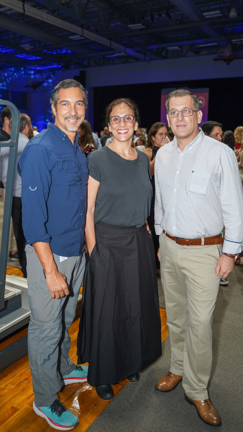 Fausto Batista, Alejandra Jeronimo y Mauricio Soto