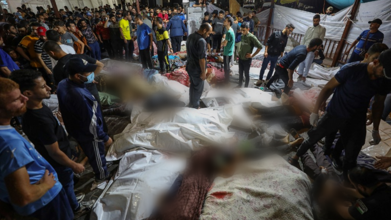 Cuerpos de los palestinos muertos en ataques aéreos israelíes