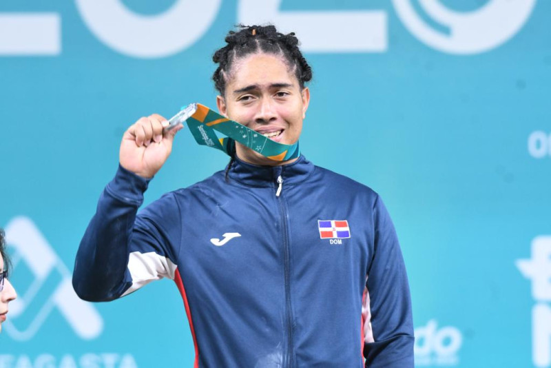 Yudelina Mejía, ganadora de medalla de plata en Santiago 2023
