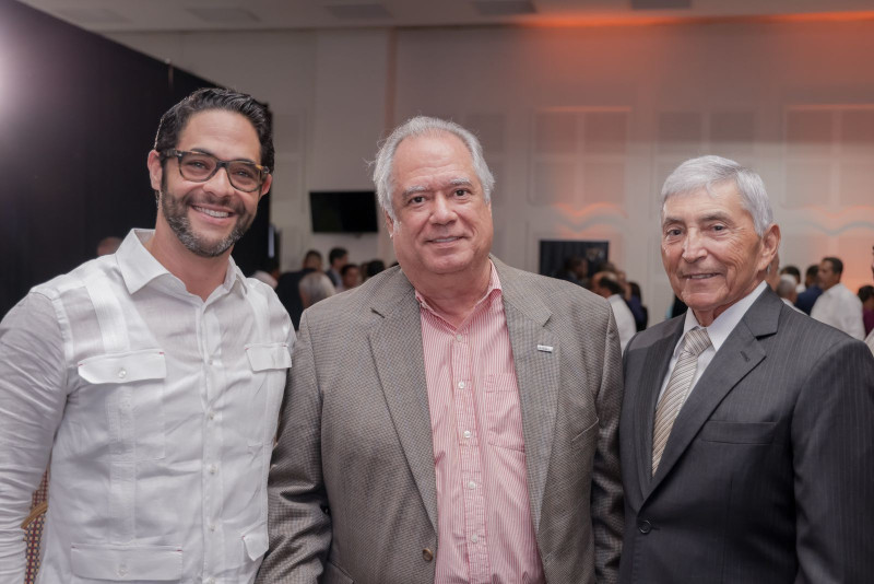 Luis Pérez, Rainer Aristy y Enrique Ureña