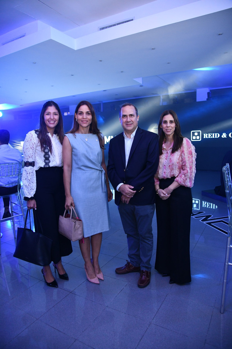 Catherine Lomba, Elsha fermín, Donald Reid y Marta Betances.