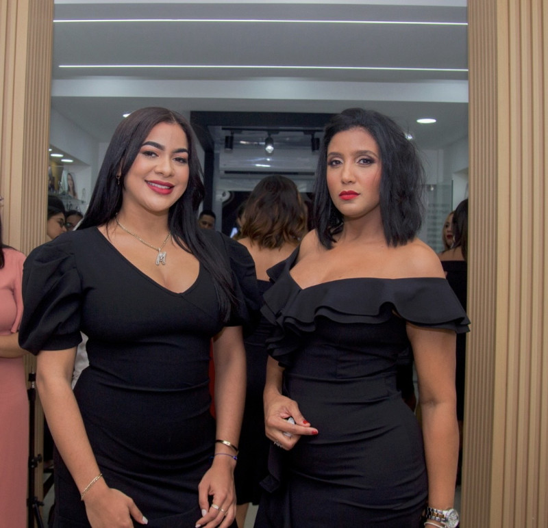 Madeline  Reyes y Deyanaira Altagracia.