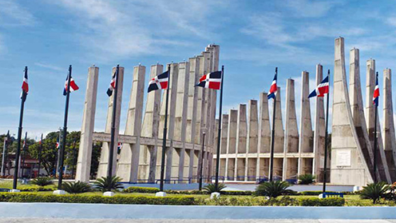 Monumento a la Constitución dominicana en San Cristóbal.