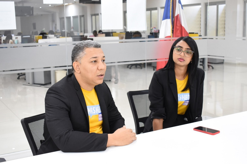 Jonathan Javier y Rowena Martínez, subcoordinadores del proyecto.