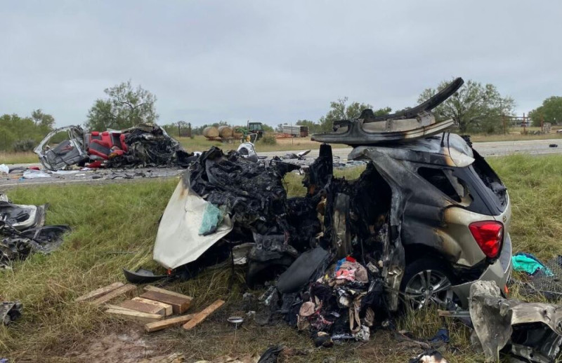 El choque ocurrió el miércoles cerca de Batesville, unos 133 kilómetros al suroeste de San Antonio.