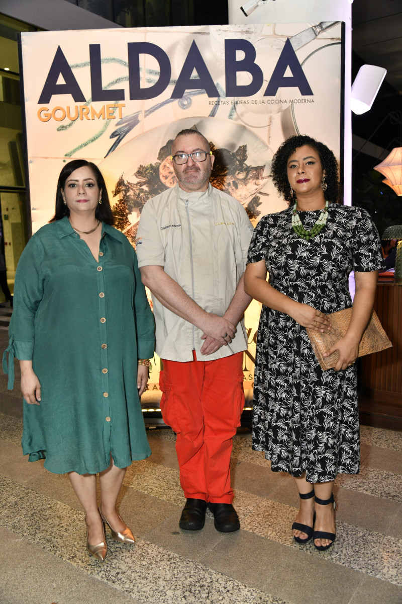 Omayra Ramírez, Cristóbal Martos y Laura Olivo