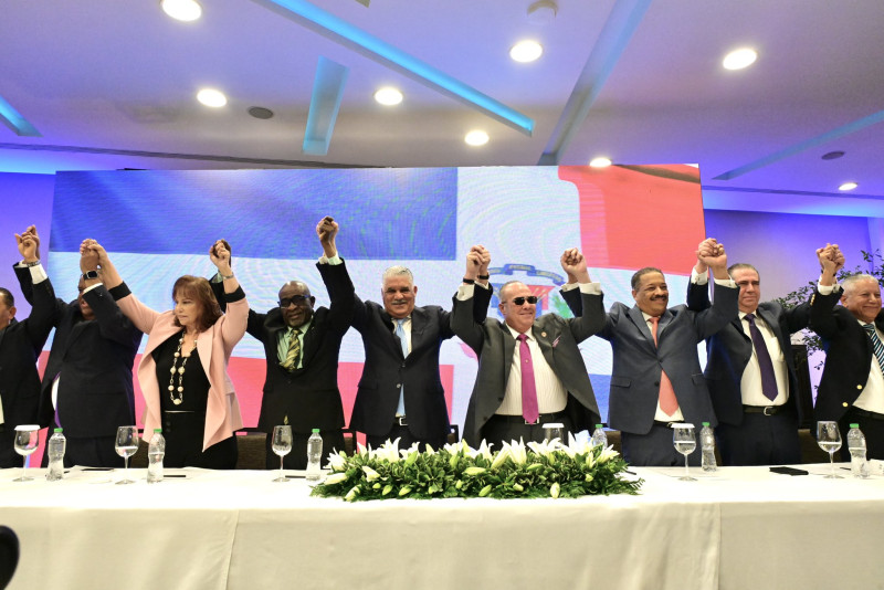 Los dirigentes de oposición anunciaron ayer la firma de un pacto electoral.