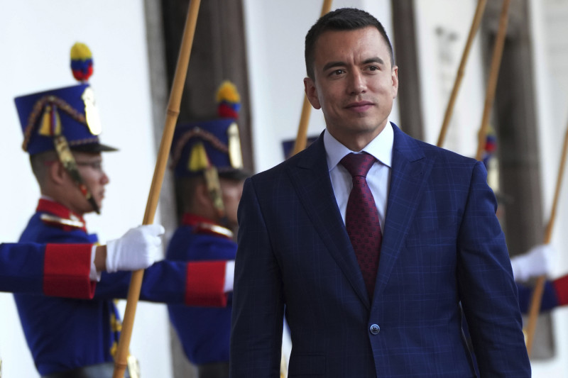 El presidente electo de Ecuador, Daniel Noboa, llega al palacio de gobierno para reunirse con el presidente Guillermo Lasso para iniciar el proceso de transición en Quito, Ecuador, el martes 17 de octubre de 2023.