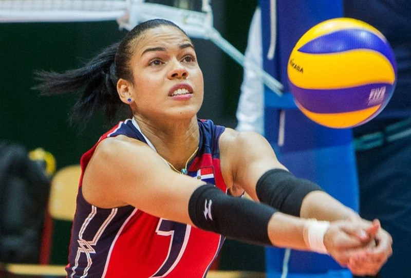 Niverka Marte, integrante de la selección nacional de voleibol femenino.