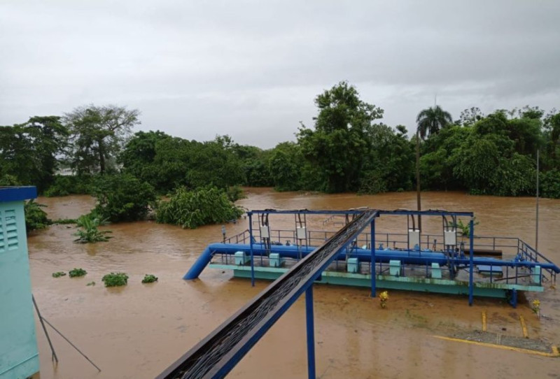 La mayoría de los sistemas de acueductos de la capital se vieron afectados por el desbordamiento y el lodazal de los ríos tras el disturbio del pasado fin de semana.