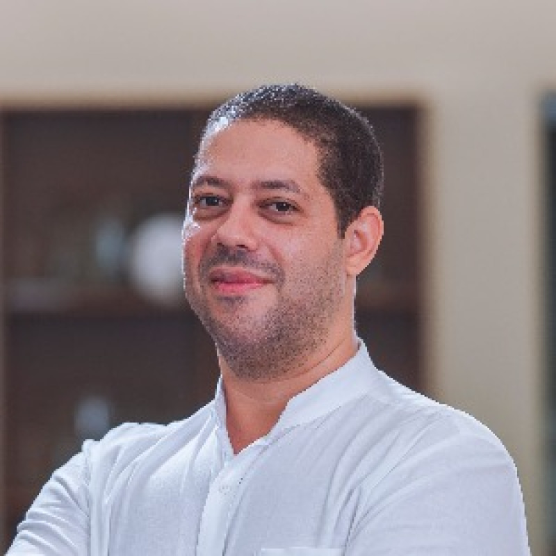 Dr. Víctor González 
PhD- CEO AXISHEALTH/ 
científico de Data.