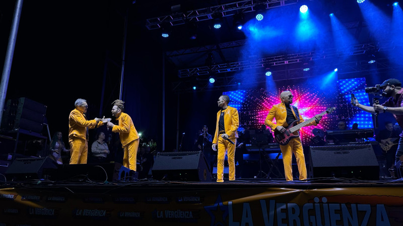 Rafa, Toño, Luis y Tony Rosario durante su concierto en Orlando, Florida